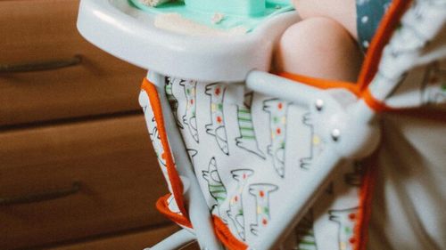 Borcane de hrană pentru copii retrase din magazinele SPAR Austria / Producătorul dă asigurări că produsele din România sunt sigure / Ancheta vizează un posibil act criminal