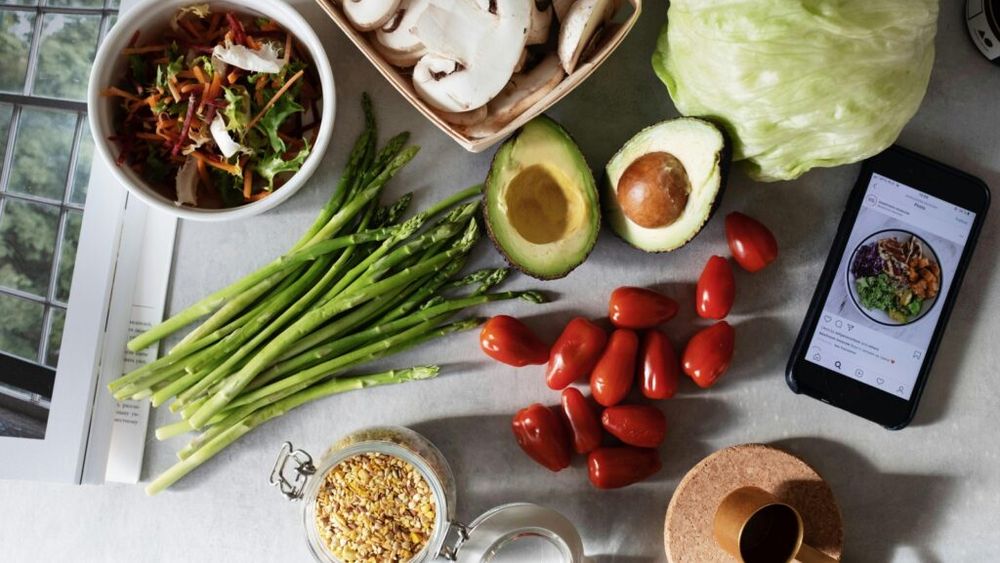 Un dietetician explică, în 4 pași simpli, cum se numără macronutrienții / Aceștia sunt carbohidrați, grăsimi și proteine, iar monitorizarea lor te ajută să slăbești