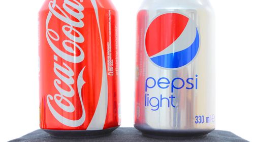 De ce Coca-Cola are gust mai intens, iar Pepsi pare mai dulce / Diferența stă în echilibrul dintre acizi, zahăr și bule