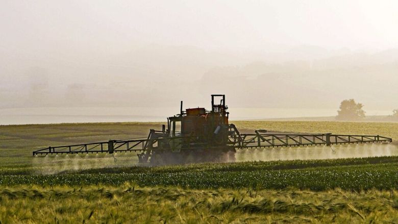 SUA și alți parteneri comerciali avertizează UE privind noile reguli pentru pesticide / Importurile alimentare ar putea fi afectate