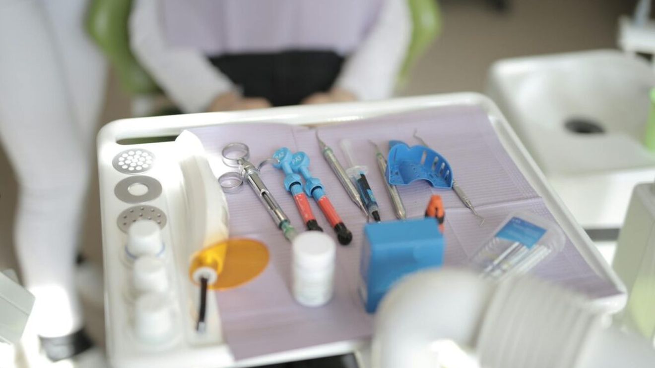 Un crescător de bovine din Brazilia a câștigat la loto 32 de milioane de dolari. Prima decizie pe care a luat-o a fost de a-și schimba dinții. Odată ajuns pe masa de operație, a murit