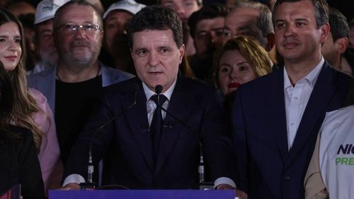 Nicuşor Dan, după inundaţiile din Neamț și Suceava: „Arată cât de importante sunt investiţiile sustenabile în prevenţie şi protecţie împotriva riscurilor climatice” / „România trebuie să îşi consolideze infrastructura de apărare împotriva dezastrelor naturale”