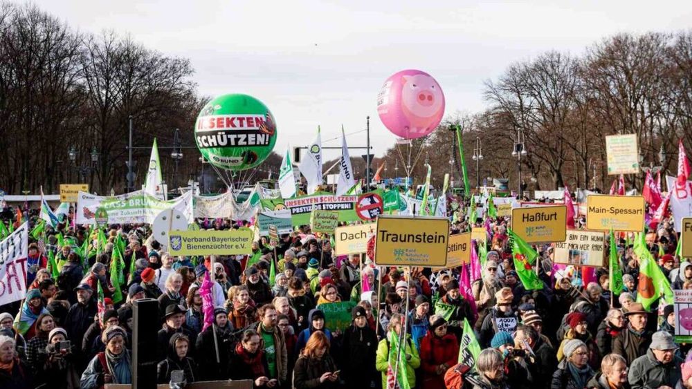 Agricultorii germani anunță proteste ample la Berlin pentru 17 ianuarie și presează pentru respingerea acordului UE-Mercosur, în condițiile în care guvernul german susține tratatul de liber schimb cu America de sud