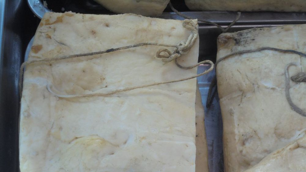 Un fost vânzător de gresie și faianță a ajuns cel mai mare crescător de Mangalița din județul Sibiu; restaurantele oferă preparatele sale ca meniuri exclusive