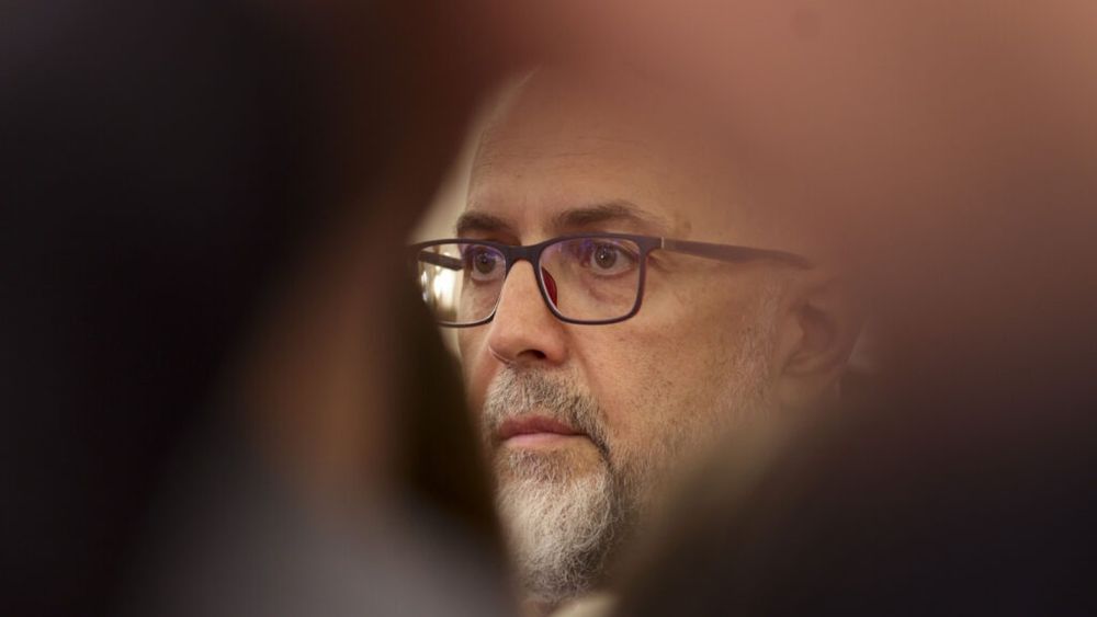 Liderul UDMR, despre menţinerea plafonării adaosului comercial: Oamenii trebuie să simtă că sunt protejaţi/ Inflaţia este 10%, în septembrie va depăşi 10% categoric. În octombrie mi-e frică să fie mai aproape de 11 sau să treacă de 11%