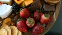 Ce să mănânci înainte de culcare ca să dormi mai bine și să nu te îngrași/10 gustări perfecte