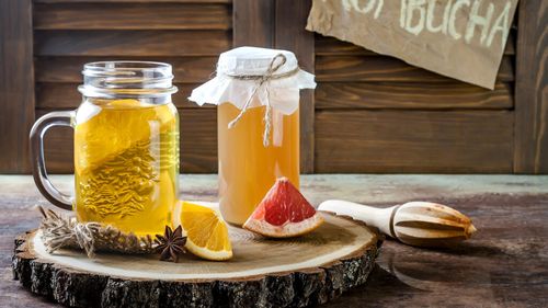 Este kombucha chiar atât de sănătoasă? Un nou studiu pune sub semnul întrebării unele dintre cele mai populare beneficii