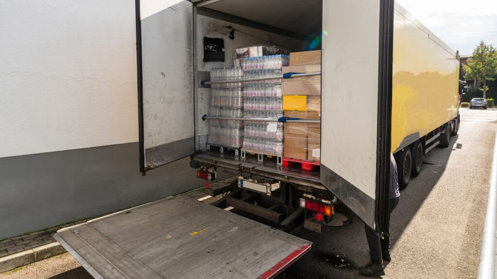 AVR demarează controale ample asupra transporturilor de produse alimentare perisabile din import