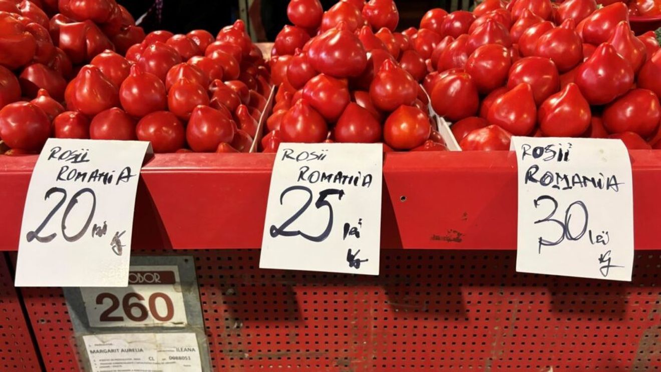Prețurile roșiilor în Piața Obor / De ce sunt nervoși comercianții când le sunt fotografiate legumele