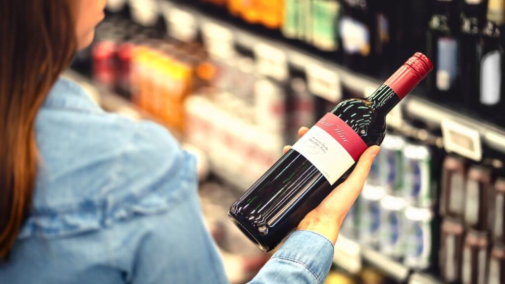 De ce alcoolul le afectează mai mult pe femei decât pe bărbați