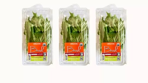 Caz neobișnuit: Busuioc contaminat cu salmonella într-un celebru lanț de magazine din Statele Unite, retras de la comercializare / Trader Joe's a retras mai multe produse în acest an din cauza contaminării / Ce riscă persoanele infectate