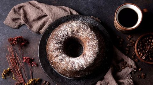 Răsfățul unei dimineți de duminică. Chec cu aromă de cafea, ideal pentru un mic dejun dulce sau un brunch estival. Sau ca desert, cu înghețată alături