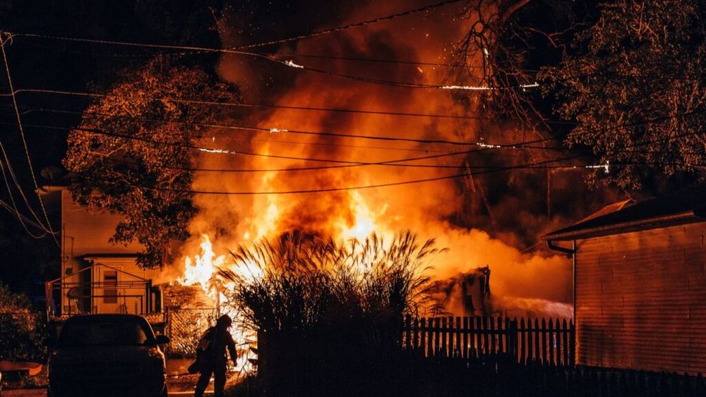 Restaurant din Capitală cuprins de flăcări. Incendiul a fost localizat