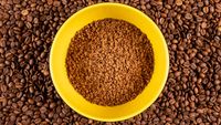 UE schimbă regulile / Companiile care vând cafeau, cacao, soia, carne de vită sau ulei de palmier vor fi obligate să demonstreze că acestea nu provin din terenuri defrișate recent / Cafeaua solubilă a fost adăugată pe listă