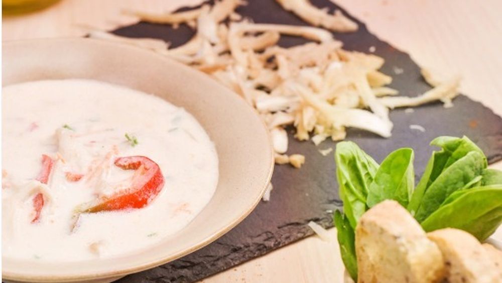 Rețetele Juantei: Ciorbă falsă de burtă. Ovo-lacto-vegetariană și super gustoasă. Nici nu zici că e de ciuperci