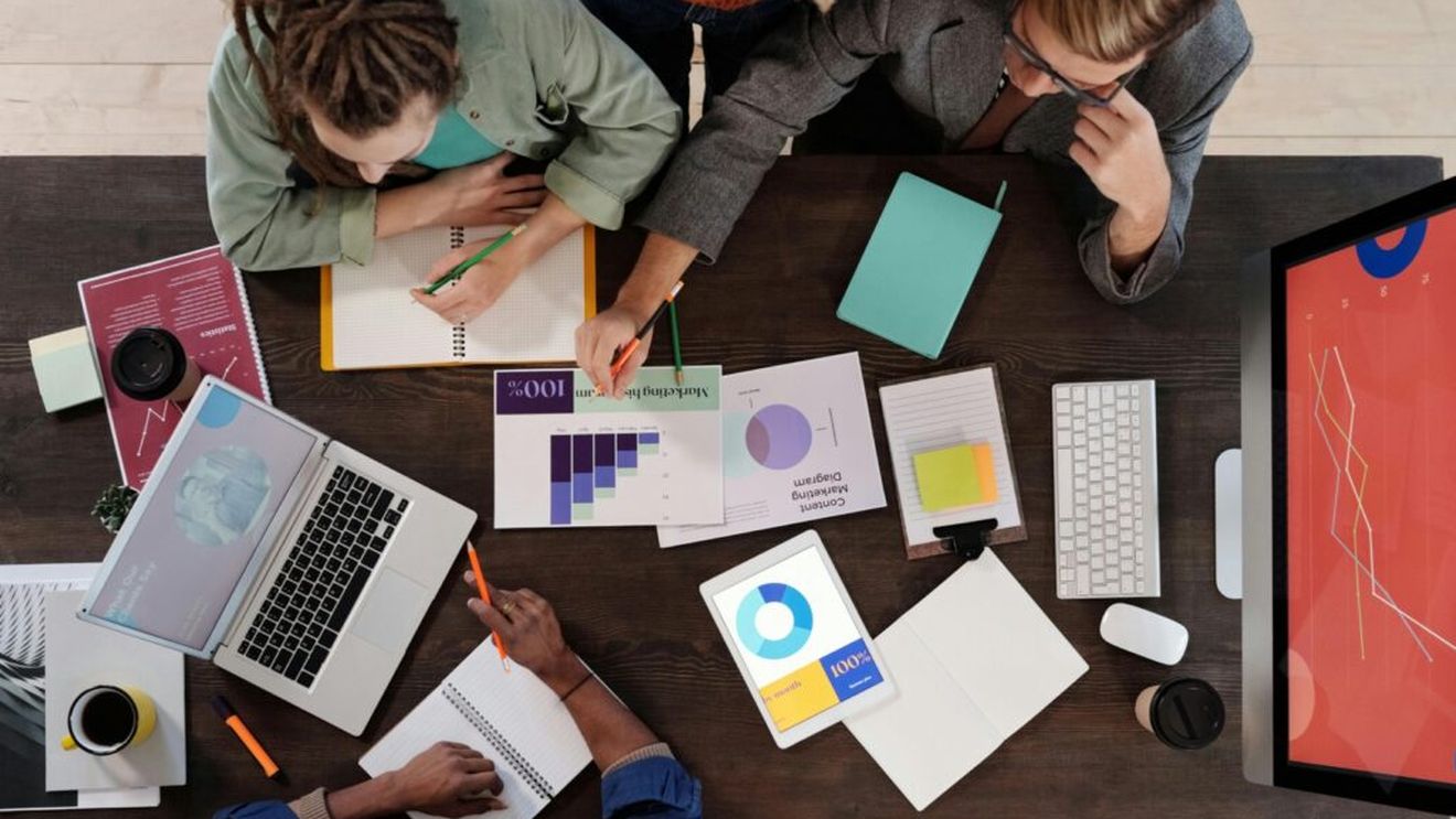 De la prelucrarea deșeurilor, ambalaje alimentare sustenabile și geluri antisecetă, la alternative la cafea și alge de laborator. Cele mai inovative startupuri agrifood din Italia