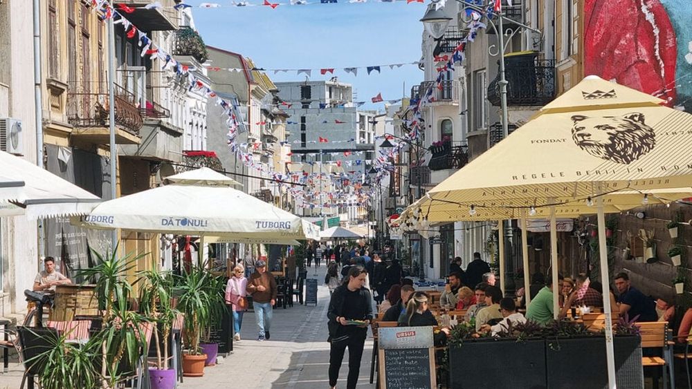 Cum face față industria HoReCa noilor condiții: creșterea TVA, costurile mărite la energie și veniturile tot mai reduse ale populației / ”Avem noroc că sunt firme care mai fac diferite evenimente”