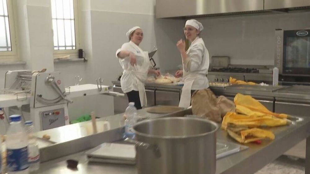 Laborator de patiserie și bar-restaurant deschis la Torino de mama unei fete cu autism pentru a-i oferi un viitor. Sunt tot mai multe exemplele de implicare a tinerilor speciali în actitivăți HoReCa