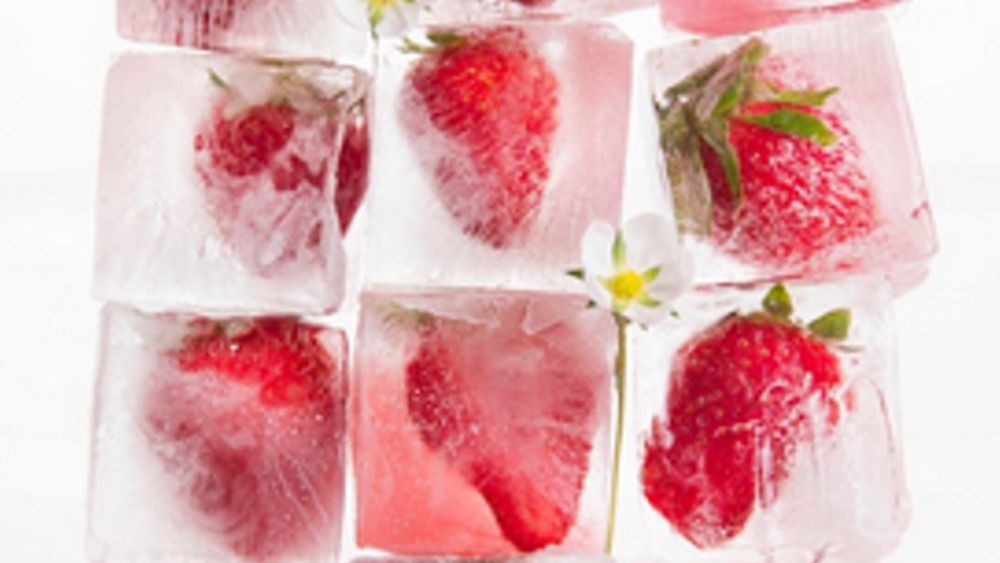 Metoda ingenioasă de a congela căpșunile, pentru a ne putea bucura de ele și după ce trece sezonul