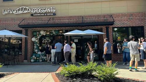 Lanțul ucrainean de fast food Lviv Croissants a deschis primul său restaurant din SUA, în Georgia