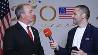 VIDEO | Ambasadorul SUA la București, cu rădăcini est-europene, între sarmale și burgeri: „Le vreau pe amândouă”