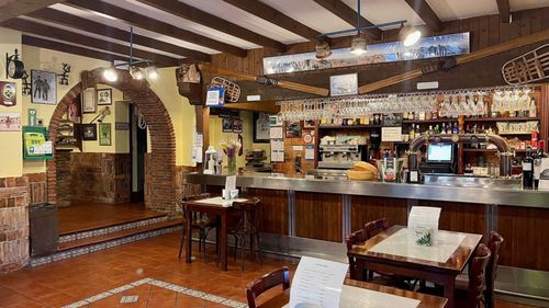 Un bar sau un restaurant, într-o zonă rurală, ajută la îmbunătățirea nivelului vieții și reducerea depopulării/ „Când dispare un bar, dispare și un sat”