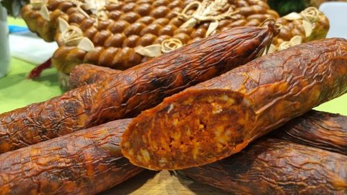 Un nou produs românesc va obține certificare europeană - Salamul de Nădlac / Anunțul Ministerului Agriculturii