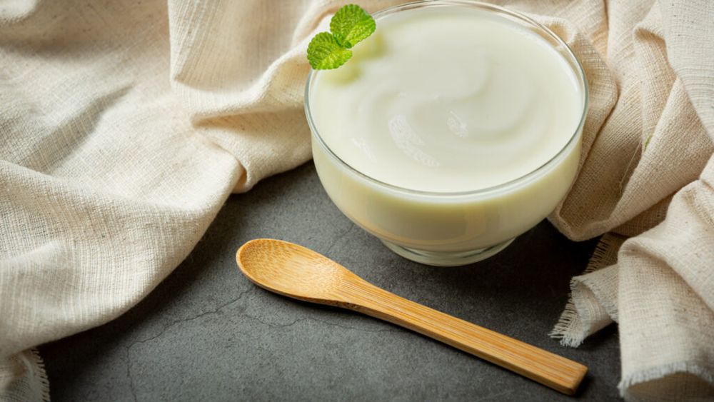 Ce să mănânci seara dacă vrei să reduci stresul / Alimentele recomandate de specialiști înainte de culcare