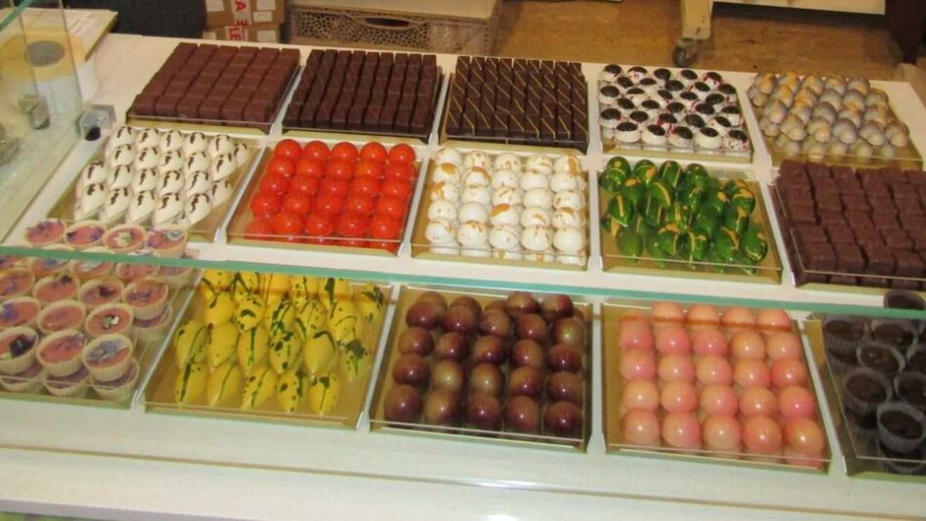 FOTO | Exporturile românești de ciocolată au ajuns la 175 de milioane de euro anual. Consumul intern trece de 35.000 de tone, iar segmentul premium depășește 15% din piață