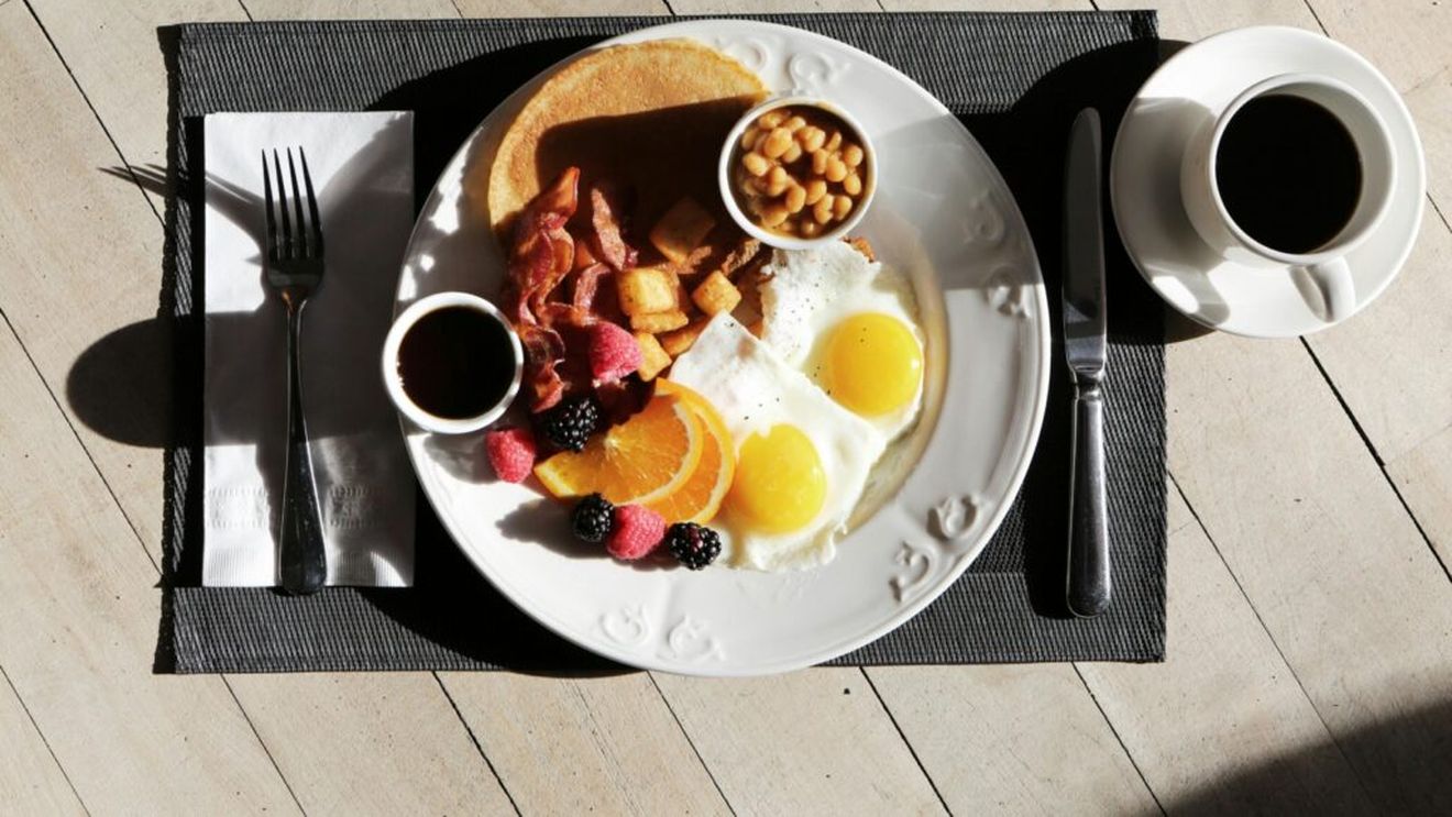 Micul dejun cu proteine, secretul îmbătrânirii sănătoase/ Iată o rețetă rapidă și eficientă care întreține musculatura și accelerează metabolismul