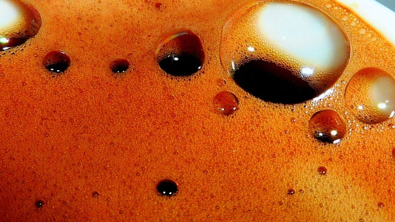 Cafeaua de ciuperci: o modă nebunească, sau o alegere sănătoasă / Beneficii și riscuri pentru sănătate