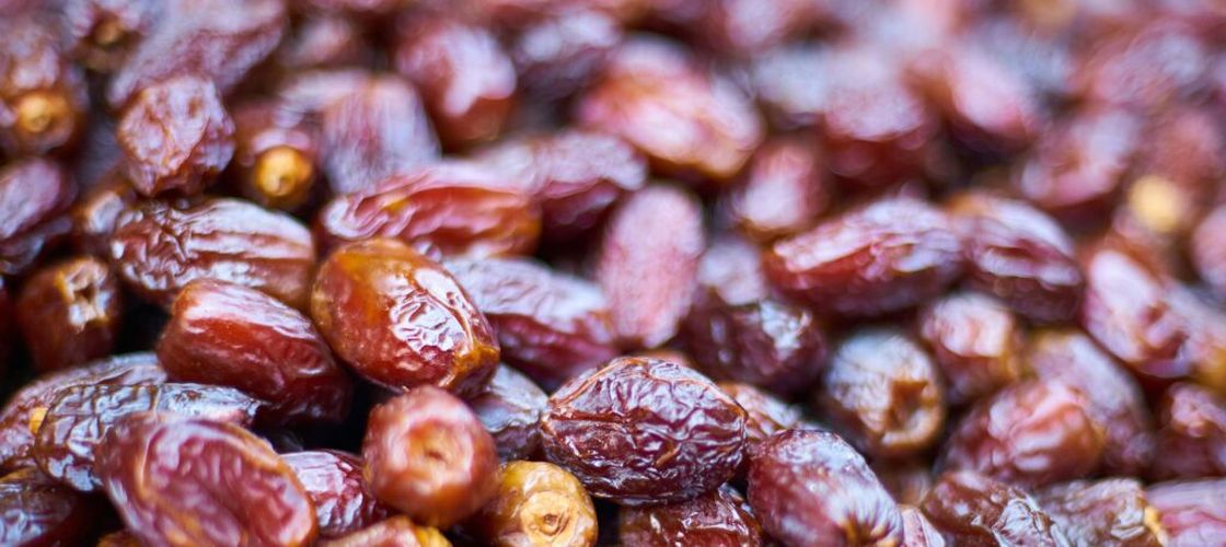 Curmale sau zahăr? Ce spun nutriționiștii despre una dintre cele mai populare alternative naturale
