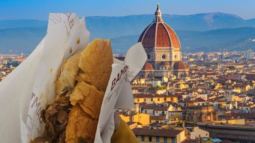 Ce este și cum se prepară lampredotto, un preparat-simbol al bucătăriei stradale din Florența / Gustul te duce cu gândul la ciorba de burtă