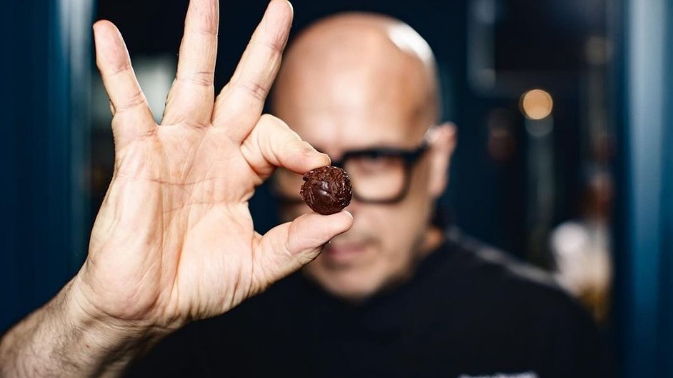 Cum a inventat un proprietar de gelaterie din Italia un aromatizator universal care merge cu orice. Bun peste înghețată, paste, orez, carne, pește sau legume