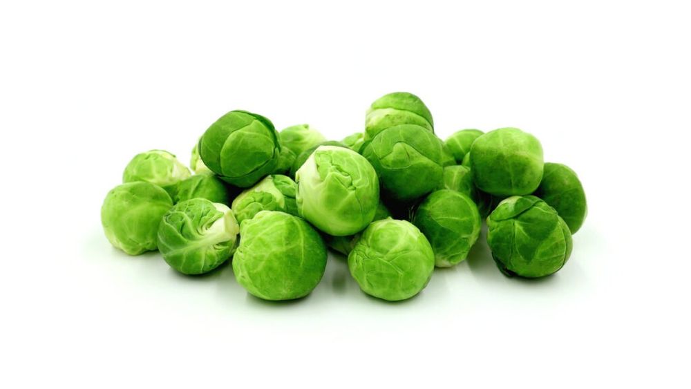 Cea mai bună legumă pentru sănătatea inimii, conform unui cardiolog / Varza de Bruxelles ajută la scăderea hipertensiunii și stimulează sistemul imunitar