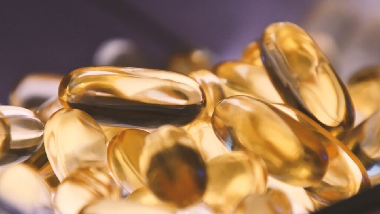 Suplimentele de ulei de pește pot crește riscul de accident vascular cerebral și probleme cardiace, sugerează un studiu / Specialist: Încercați să folosiți surse alimentare pentru omega-3