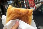 Cât costă celebra merdenea din Piața Amzei. E la jumătate de preț față de croissantul de la La Mița Biciclista