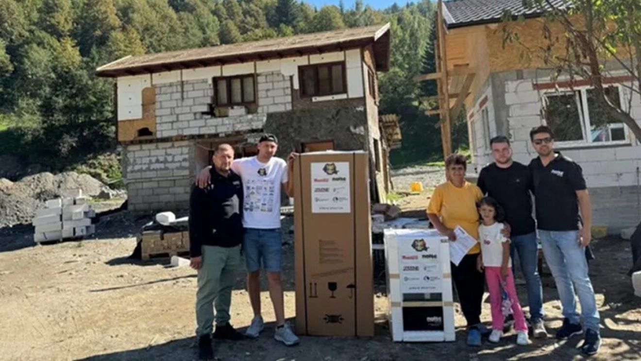 Solidaritate pentru Broșteni: 11 familii au primit frigidere și aragaze noi după inundații