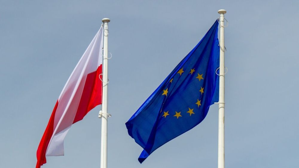 Polonia riscă sancțiuni financiare din partea UE / Bruxelles-ul acuză Polonia că întârzie să transpună directiva UE pentru apă curată și sănătoasă