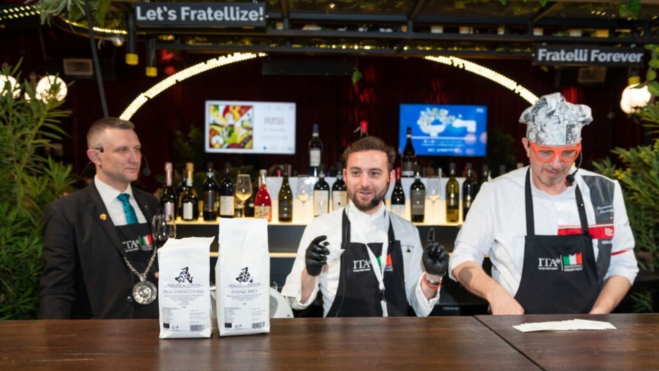 21 de companii italiene de top, prezente la ediția de primăvară a târgului RoWine București 2025 / Ambasadorul Italiei la București: „În ultimii ani, am înregistrat o creștere semnificativă a poziției exporturilor agroalimentare italiene în România”