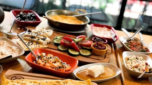 Cinci greșeli la micul dejun pe care diabeticii ar trebui să le evite/Recomandările specialiștilor pentru menținerea nivelului optim al glicemiei