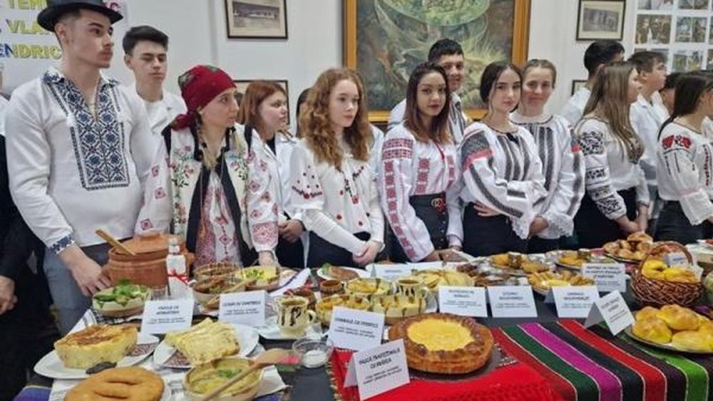 „Culinariada” la Botoşani: Elevi şi profesori din 11 judeţe - la Concursul naţional de nutriţie şi alimentaţie sănătoasă