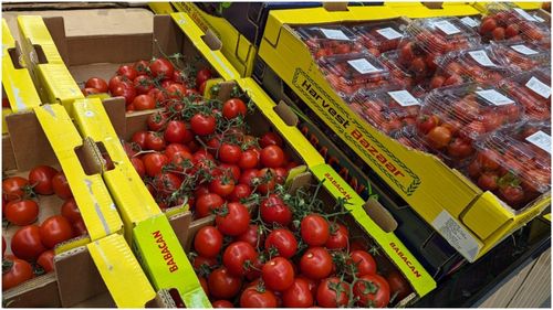 Un retailer susține că legumele şi fructele româneşti sunt mai ieftine cu până la 15% comparativ cu cele importate