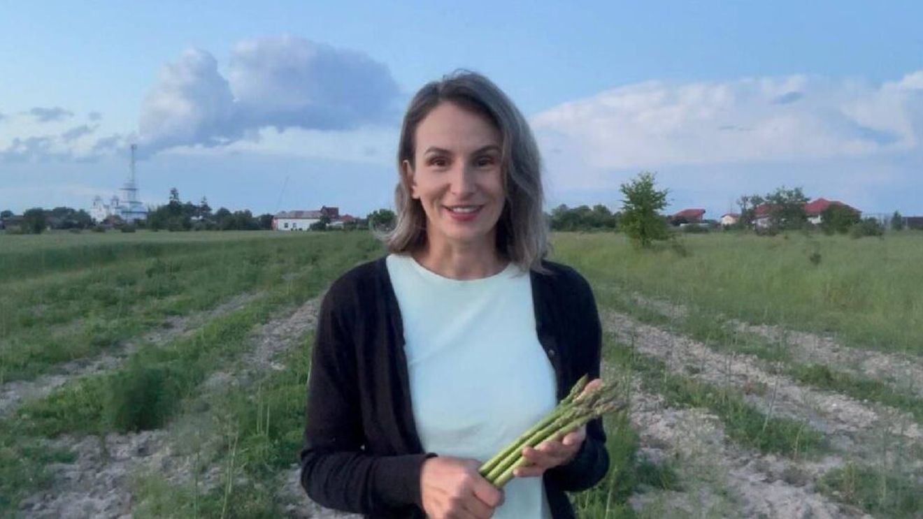 VIDEO | „Ladies&Business”, Episodul 3 | Ionela Vișan: „Sparanghelul matur este destul de rezistent la secetă” / „Evoluția pieței de sparanghel din România este în continuă creștere” | VIDEO