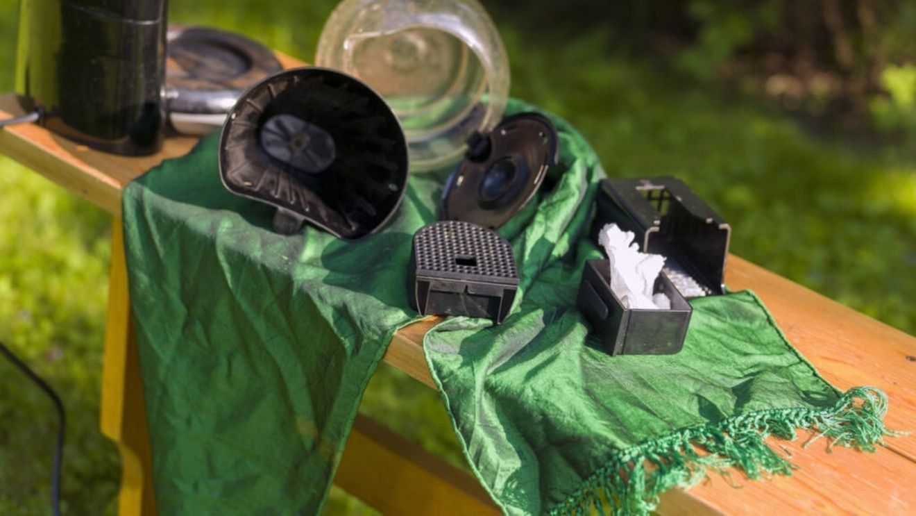 Cum elimini mirosul urât din cafetieră, cu doar două ingrediente / Este un mic secret pentru ca gustul cafelei să fie perfect