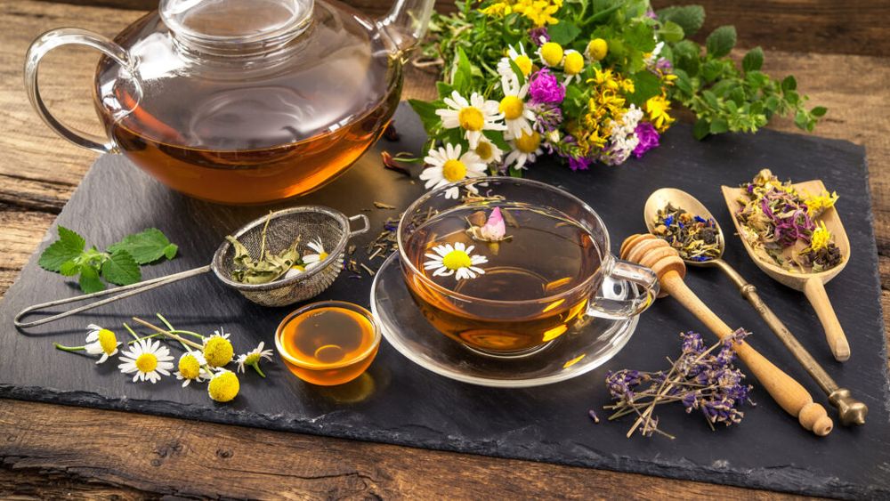 Noile tehnici genomice ar putea modifica efectele plantelor medicinale / România ar putea deveni un mare producător de ceaiuri