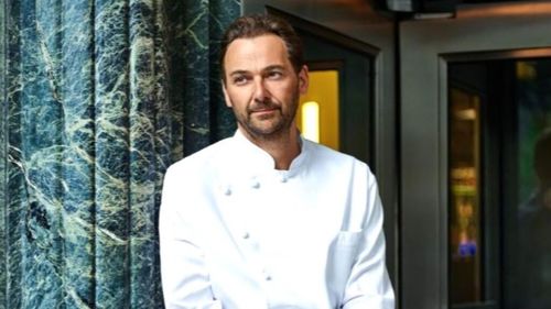 Sfârșitul aventurii vegane a unui celebru restaurant de trei stele Michelin de la Manhattan. Reintroduce carnea în meniu, după ce acum patru ani Daniel Humm, bucătarul șef, optase pentru preparate exclusiv vegetale