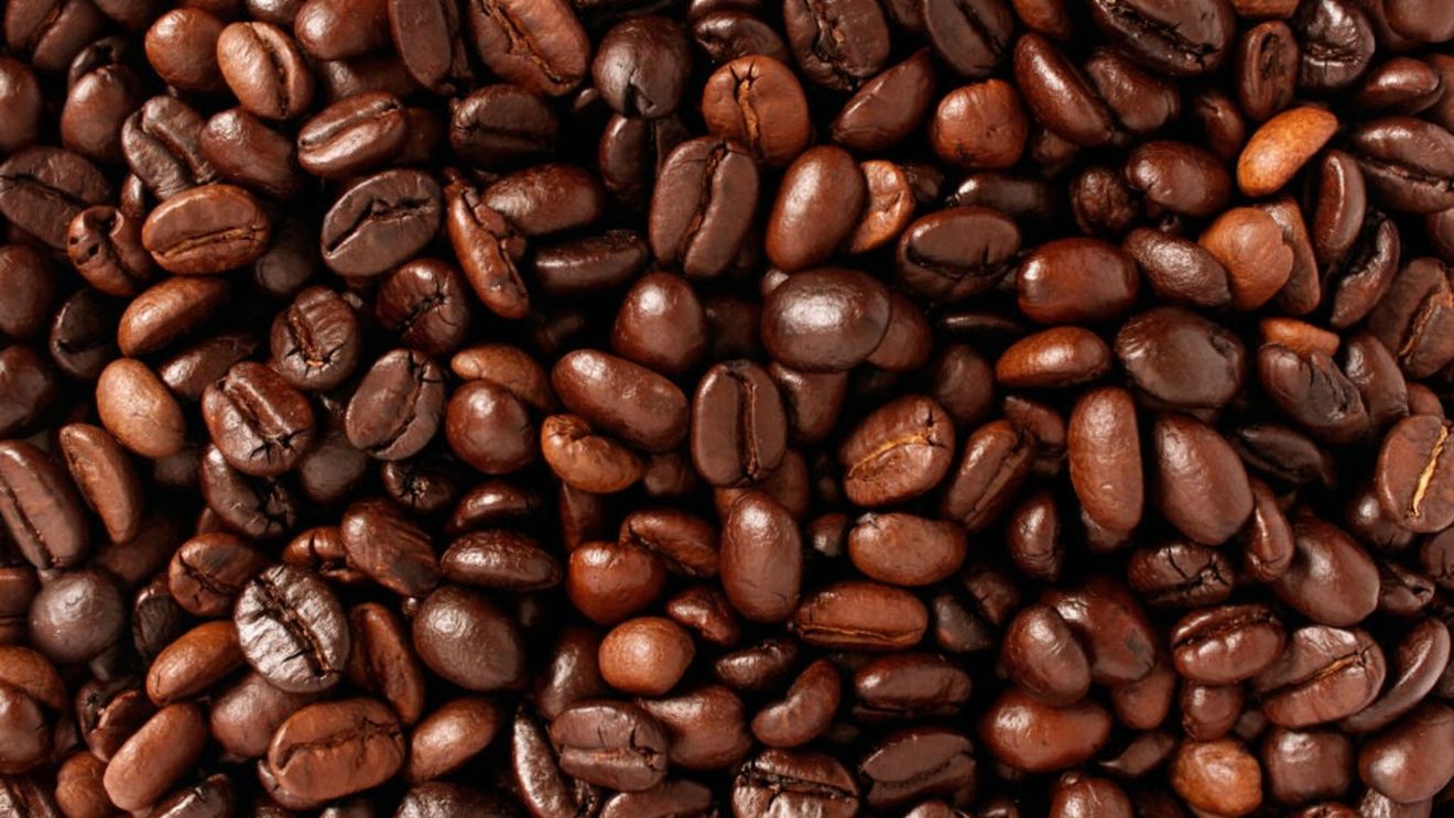 Cafeaua organică, mai toxică decât cea convențională / Un studiu arată prezența substanțelor interzise în toate probele testate / Experții cer mai multă transparență