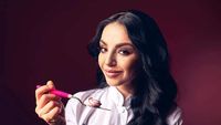 VIDEO | Alexandra Beatrice, Pastry Chef: „Consumatorii au început să fie mult mai atenți și sunt tentați să încerce lucruri noi” /Cum s-au schimbat gusturile românilor la desert