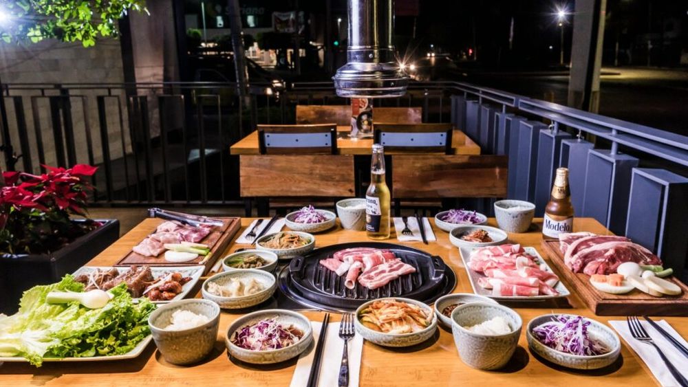 Trei tipuri de mese pe care ar trebui să le poți pregăti repede, potrivit unui specialist în nutriție/ Iată patru sfaturi esențiale care te ajută să-ți simplifici planificarea, astfel încât gătitul alimentelor să fie mai sănătos și mai rapid